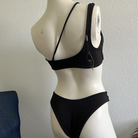 Zaful black Biko set swimsuit ribbed - Picture 9 of 12